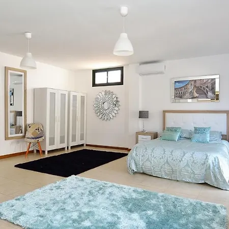 Playa Blanca Sleeps 10 Pool Air Con Wifi Playa Blanca (Lanzarote)