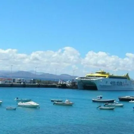 Playa Blanca Sleeps 10 Pool Air Con Wifi Willa *