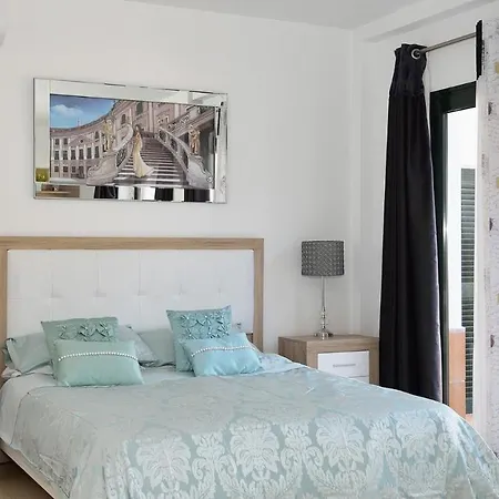 Playa Blanca Sleeps 10 Pool Air Con Wifi * Πλάγια Μπλάνκα